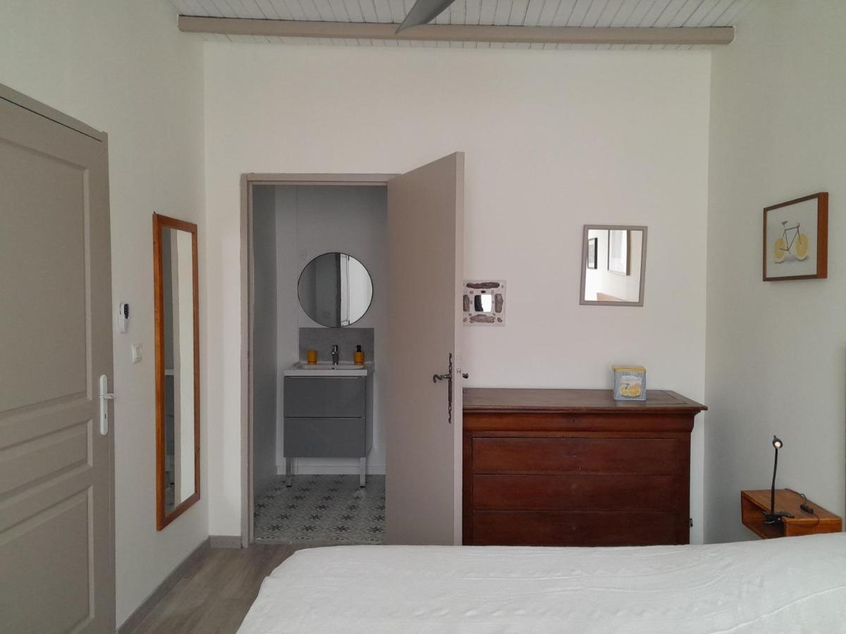 La Pause Sous Le Pin B&B Chambres D'Hotes Capestang Eksteriør bilde