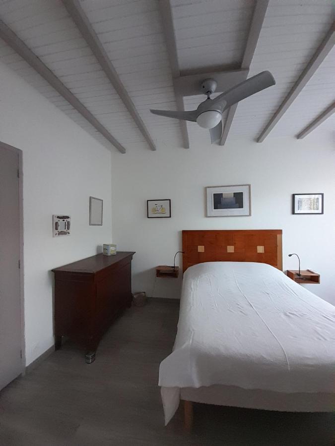 La Pause Sous Le Pin B&B Chambres D'Hotes Capestang Eksteriør bilde